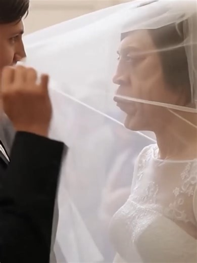 ИИШКА В ШАПКЕ ВИДЕО СДЕЛАНО В SYNTX.AI #chatgpt #sora2 #антончигур #antonchigurh #чигур #антончигурникогонеубивал