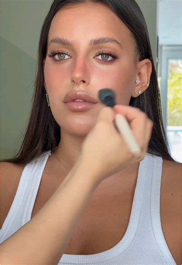 Step by Step Makeup Tutorial for Artists