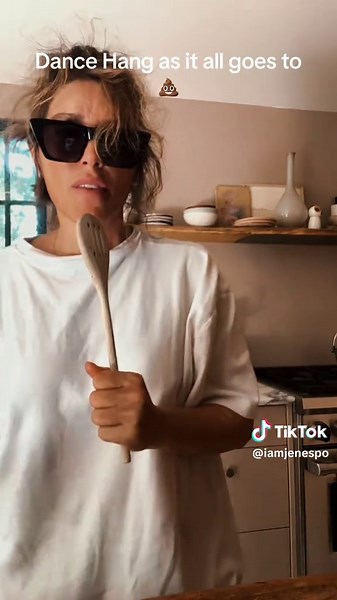 Lao Dance Classes in NYC and Online