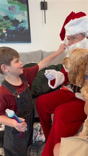 Why do we have a Santa costume? Long story. 😂🎅 Griffin LOVES Santa and pretty much any character, so my husband dressed up and the kids’ AND our dog’s reactions had me cracking up! 🐶🤣 #FamilyFun #SantaClaus #FunnyFamilyMoments #AngelmanSyndrome #ItsOurWonderfulLife