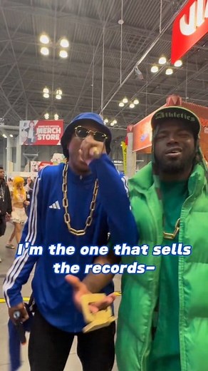 2.4K views · 43 reactions | The chipmunks had a falling out... Photo creds to Jay Rosé Apparently some people missed it so... #alvinandthechipmunks #saturdaymorningcartoons #cartoon | ANC3 | Facebook