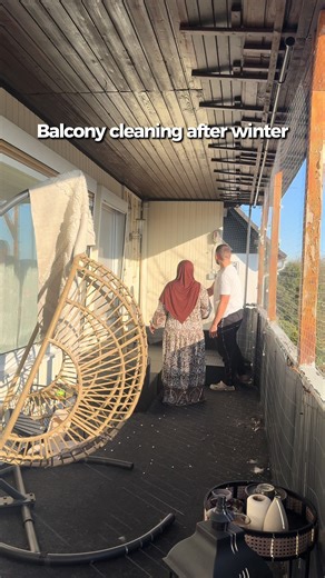 Balcony clean-up after winter 🫧 Habt ihr euren Balkon auch schon sauber gemacht ?😁 Ich freue mich schon so den Sommer auf dem Balkon zu genießen ☀️ #fy #foryou #fürdich #fürdichseiteviral #fypシ