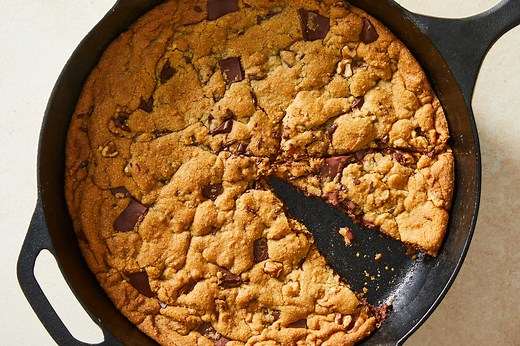 Skillet Chocolate Chip Cookie Recipe