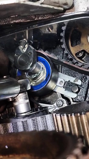 Hands-On Vehicle Engine Maintenance Techniques