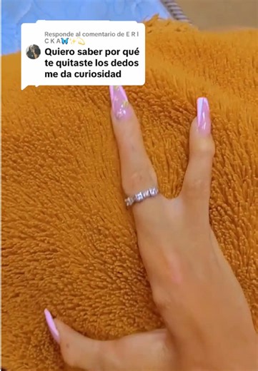 Respuesta a @E R l C K A🦋✨💫 es de nacimiento 👽#fypp #viralvideos #alien #laalienrd #bruja