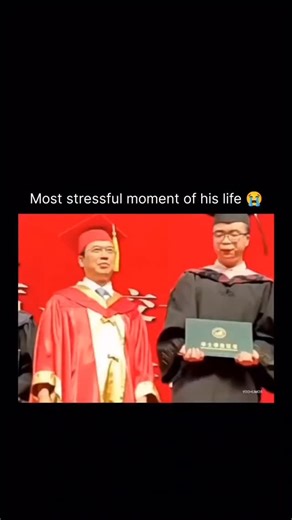 😂 When the professor thought it was graduation… not a group project in romance. Two students, one awkward heart, and a brain running faster than calculus equations. Sometimes the hardest test isn’t math, it’s surviving the moment without buffering 😭📚. | Secrets2Success