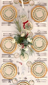 This Christmas, make your gathering merry and bright! Set the table with festive grace and style to elevate the holiday mood and the entire feast. | Lenox