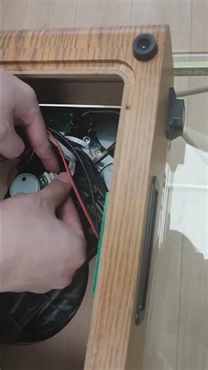 Motor Cable Connection for Udreamer Record Player in Model UD001, UD002, Ud007, etc.