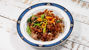 Authentic Pad See Ew Recipe - Thai Stir Fried Dark Soy Sauce Noodle Dish