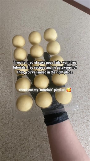 I broke my “post everyday” streak because this video didn’t upload to the public. Wtf??? Anyway. #cakepops #cakepop #tutorials #howto #baking