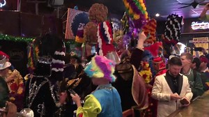 Sometimes the party comes to you on Mardi Gras morning. | New Orleans Mardi Gras