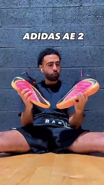 ADIDAS AE2 « WITH LOVE » 🧡