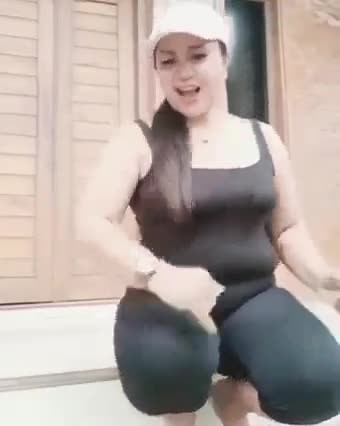 Kek rasa lagi diatas😋 | Pecinta ibu-ibu Seksi/STW Gemukツ