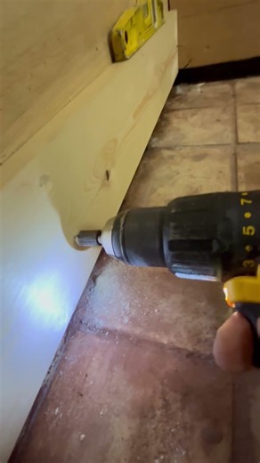 Countersinking skirting boards