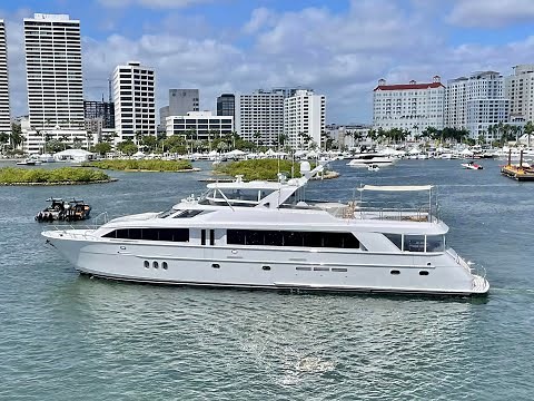 Walkthrough tour of the 100 Hatteras Motor Yacht with Ryan Gessel
