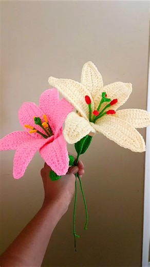 crochet lilly| magic in bloom #swathisartwork #crochet #lilly #handmade #shorts #handmadegifts