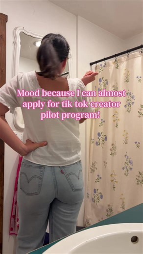 EKK yay! I’m so excited to get in to tik tok creator pilot program!! #tiktokcreatorpilotprogram #tiktokcreatorsearchinsights #growth #tiktokgrowth #blowthisup