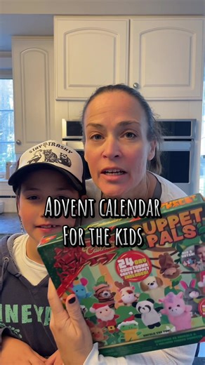 Advent calendar for kids. Finger puppets. #blackfriday2025 #christmas2025 #adventcalendar #calendar #holiday