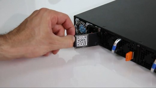 How to Locate the Express Service Tag on Dell Networking S6000