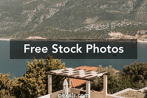 Free Pool Side Umbrellas Photos