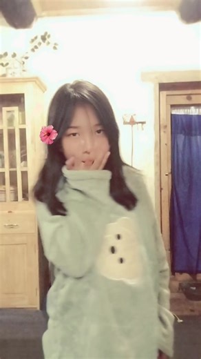 🌸 (@girlyy2015)’s videos with original sound - Oggy🐉