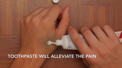 5 simple toothpaste hacks for everyday use