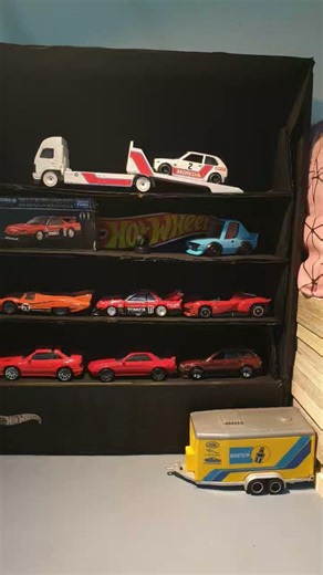 DIY hotwheels display. it took me like 10 minutes to assemble this. subscribe for tutorial #diecast