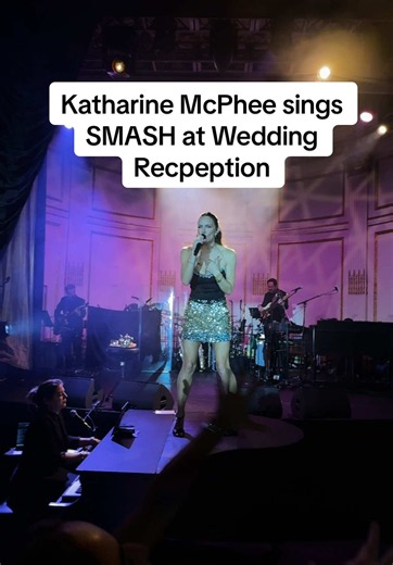 Best wedding surprise ever! Peak theatre kid behavior. 🎤👑 #smash #katharinemcphee #letmebeyourstar #broadway #weddingtok