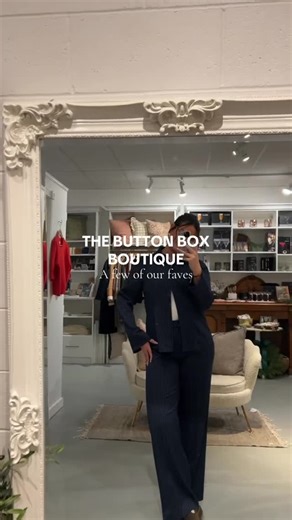 The Button Box on Instagram: "❄️✨ Winter fashion is in full swing at The Button Box Boutique! ✨❄️ We’re bundling up, dressing up, and celebrating every cozy moment of the season. 🧥 Cold-Weather Classics Think soft knits, warm neutrals, and those effortless everyday pieces that keep you stylish from morning coffee runs to late-night cocoa. 🛍️ A Little Life Update We’re loving this season of sparkle and celebrating every moment with you. Nothing makes us happier than helping you find pieces that