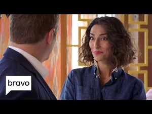 Girlfriends' Guide to Divorce: Gordon Breaks His Silence with Delia (Season 3, Episode 4) | Bravo