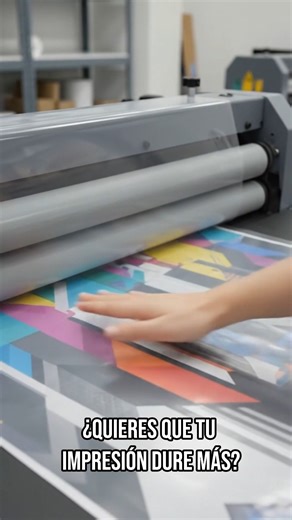 Haz que tus impresiones duren más. Aprovecha 15% de descuento por introducción en impresiones con laminado en frío y protégelas contra rayones, humedad y desgaste. 👉 Cotiza hoy mismo en Hiplot | Hiplot Impresiones