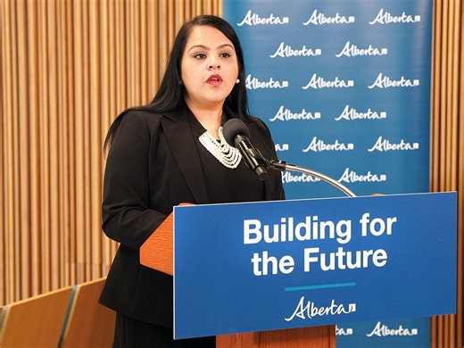 Alberta to prioritize some immigrants based on immediate family connections