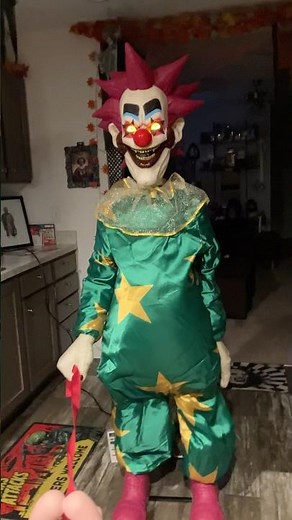 NEW FOR 2025 Halloween Costumes Spikey animatronic Killer Klowns from Outer Space life size prop