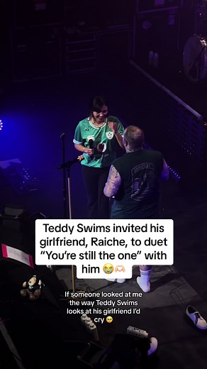 Teddy Swims & Raiche Duet 'You're Still the One' in Dublin