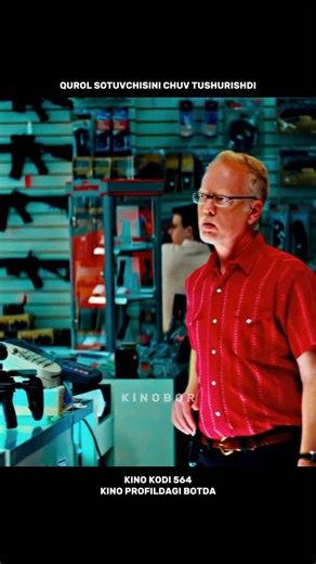 KINO BOR on Instagram: "✅KINO KODI:564 ✅KINO PROFILDAGI BOTDA 日本利用压电地砖将脚步能量转化为电力。这些地砖能捕捉行走时的动能。当人们经过时，重量和动作会对地面施加压力，导致地砖轻微弯曲并产生机械应力。瓷砖内部的压电材料将这种应力转化成电能。每一步释放的电量虽然较小，但当数百万脚步累积在一起时，就能产生足够的能量，为LED灯、显示屏和传感器供电。 #日本 #知识 #冷知识 #科学 #技术 #你知道吗 #推荐 #创新 #能源 #未来 #发电 #压电技术 #城市科技 #可再生能源 #绿色城市 #节能科技 #能源转换 #科学知识 #科技资讯 在像涩谷站这样的超级繁忙地点，每天约有240万次脚步为系统提供动能。这些电能可以被实时使用，也可以储存储备，从而减少对传统电力来源的依赖，推动城市绿色基础设施的发展。这种方式把日常行走变成真实可利用的能源，为未来智慧城市带来了可持续解决方案。"