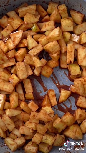 Delicious Apple Empanadas Recipe for Fall Desserts