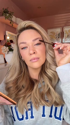 Lauren Egerton | My day to day makeup routine ✨ Products: Aimee Connolly Cloud Cream Estée Lauder Double wear AYU instant under eye concealer Sarah... | Instagram
