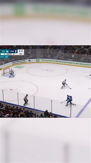 🚨Canucks goal🚨 Drew O'Connor with a goal on the Penalty Kill, and the Canucks make it a one-goal game! 🎥 Sportsnet | #Canucks | CanucksArmy