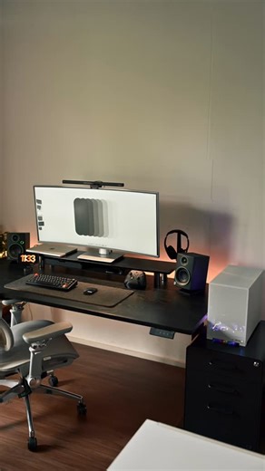 Transform your setup with a monitor stand - AURA by NiceDesign  #nicedesign #desksetup #noithat #setup #smartdesk #workspace #monitorstand | NiceDesign | Facebook