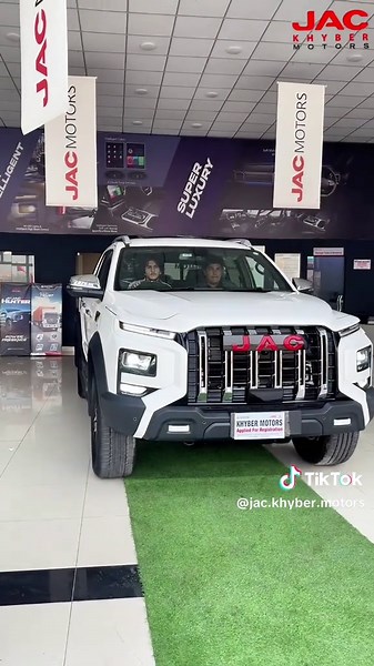 Congratulations to Mr. Arif on his new T9 Frison from JAC Khyber Motors — pure power on wheels. Get yours now! #jackhybermotorspeshawar #Ghandharaautomobileslimited #T9Frison #poweryourpresence #fyp