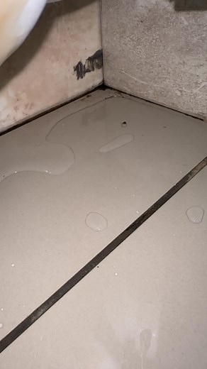 After 3 hours did stop leaking downstairs 😮😳 | JK Leak Detection