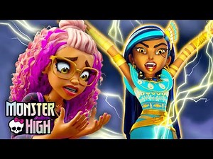 Cleo Gets Discovered By Humans! | New Monster High Animated Series