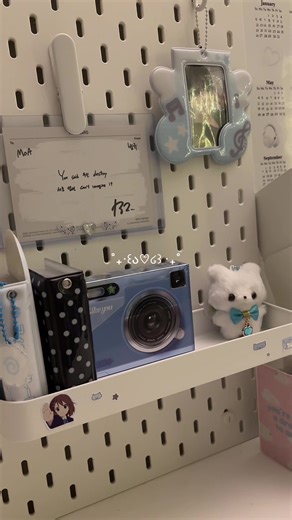 Forever Winter Break: Cozy Aesthetic Bedroom Inspiration