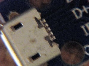 DIY video microscope for microsoldering/electronics repair. Cheap and Easy