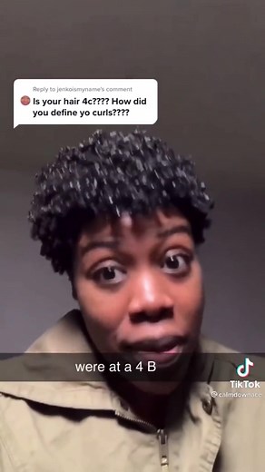 How to define your natural curls with SCurl No Drip Moisturizer 💦 #NaturalHair #4chair #Curlyhair #Hairtok #Scurl