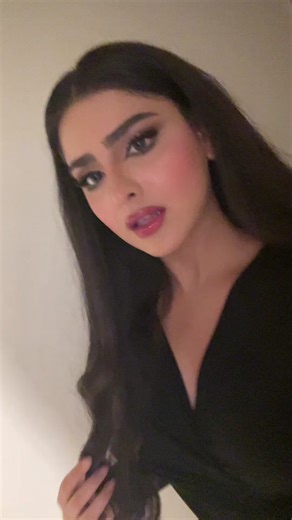 Makeup Tutorial Video featuring Khuloud Al Omari and Shams Al Fares