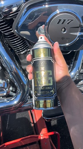 RG ENGINE SHINE ✨ restores dull or faded engines .Brightens color and gives a clean finish. - Available for purchase at ~ www.rglosangeles.com or click “VIEW SHOP” 🏆 - - #detailing #fyp #harley | RG Los Angeles