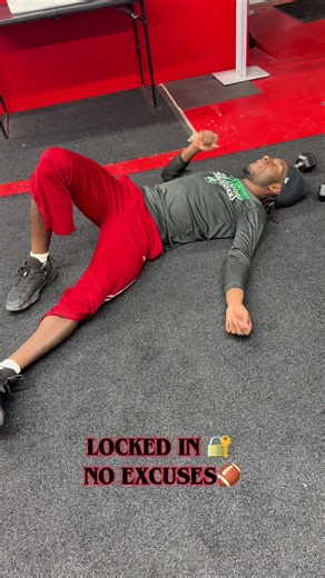 No Excuses Just Old Fashion Work at All Around Training‼️🔥🏈🤷🏿‍♂️#AllAroundTraining #CoachT #WorkoutMotivation ##AATSports