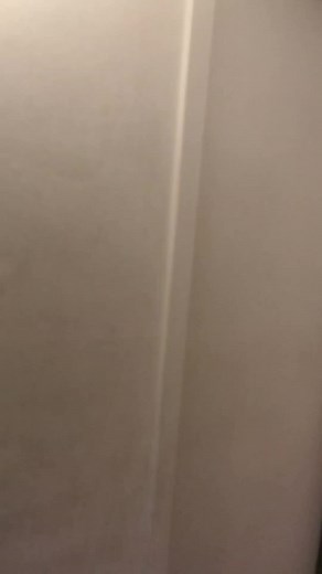 Kirby drowns Pikachu O_O