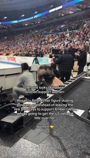 In a beautiful act of support, Alysa Liu, stays on the rink after her program to support Amber Glenn, who gets the national title over her… Apparently it’s very uncommon for skaters to stay on the rink after their program. This act of kindness and support shows us the power of when women support women! Both athletes will compete on the US team in Milan and we can’t wait to watch them. 🎥: cbrennansports on Threads #womensupportingwomen #womeninsports #figureskating #olympics #milan #clickclack